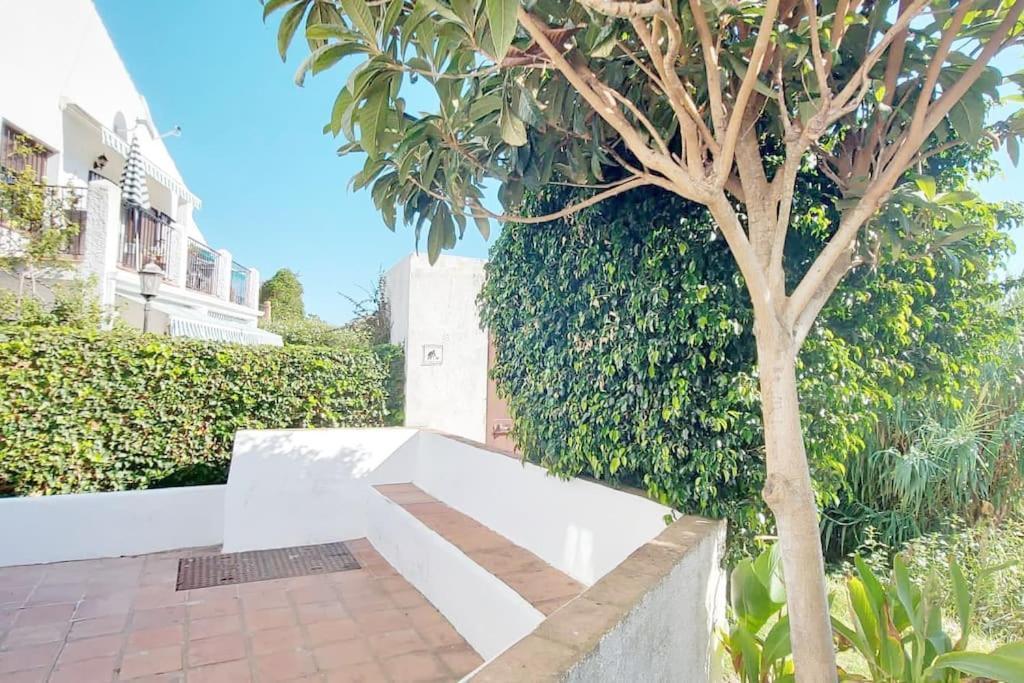 Apartamento Entero Con Solarium En Sabinillas, Con Piscina Y Al Lado Del Puerto De La Duquesa Manilva Exteriér fotografie