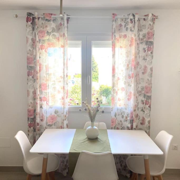 Apartamento Entero Con Solarium En Sabinillas, Con Piscina Y Al Lado Del Puerto De La Duquesa Manilva Exteriér fotografie